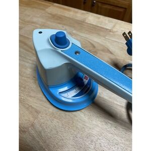 Vintage Sunbeam Steam 'N Dry Travel Iron Compact Portable Blue Appliance